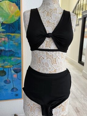 Beach Bunny Collection Black Knot Front Bikini Set Medium Cheeky High Waist Swim